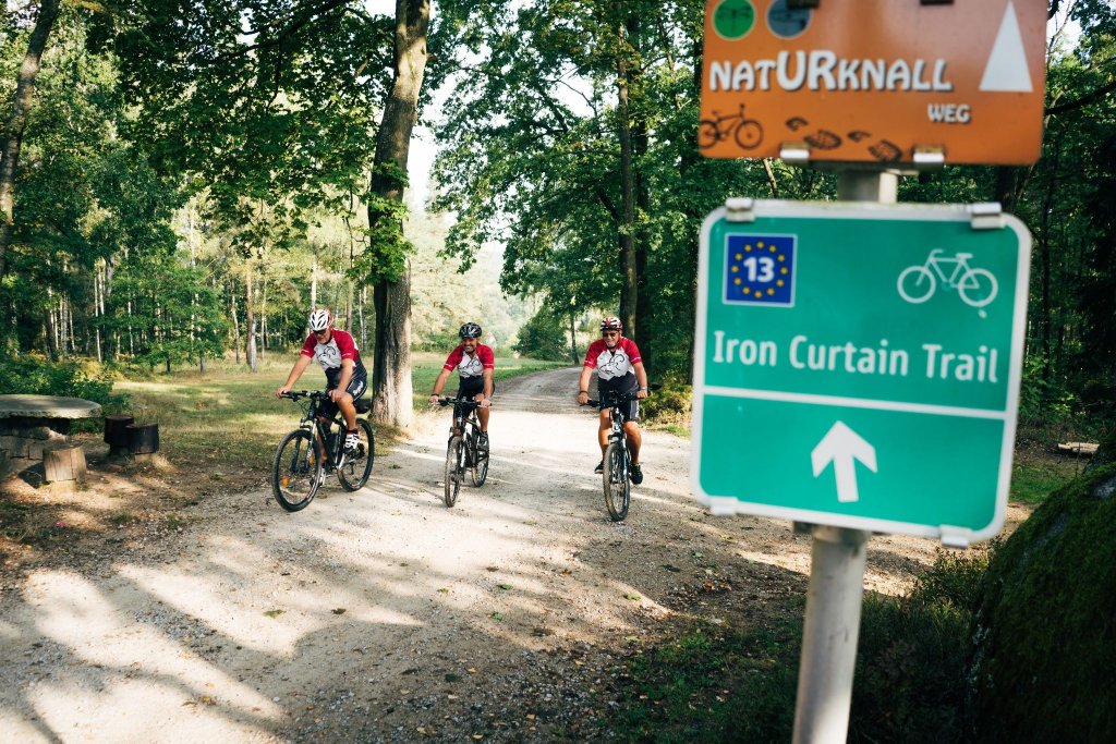 3 cyklovýlety od Resortu Český les: trasy pro gravel, horské kolo i rodiny s dětmi (11) - Resort Český les